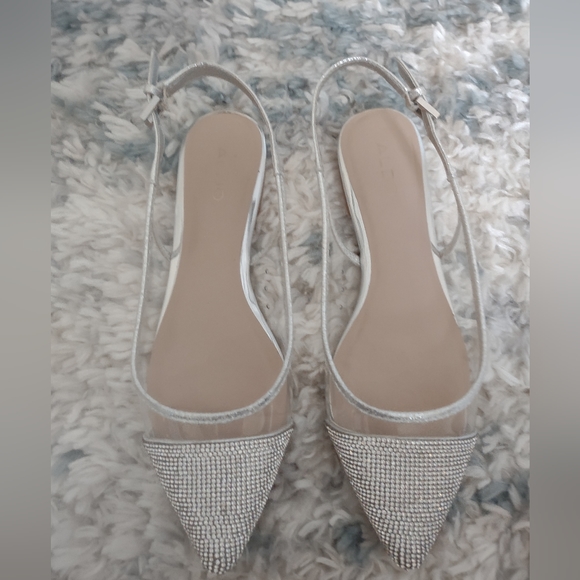 Stone tip flats - Picture 1 of 2